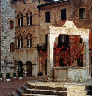 The square in San Gimignano